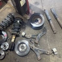 DETROIT TIRE & Mufflers