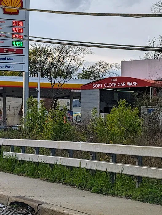 4 Seasons Car Wash 5