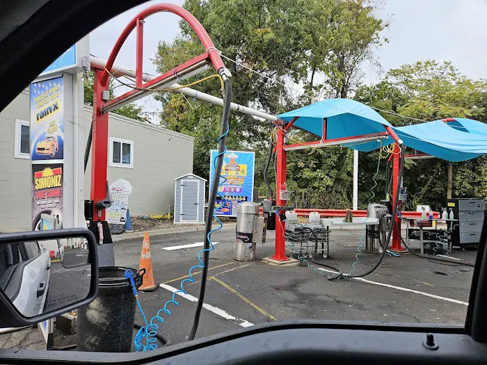 4 Seasons Car Wash 7