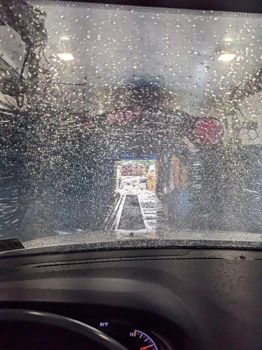 Hawthorne Car Wash 7