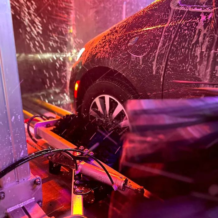 LUV Car Wash 9