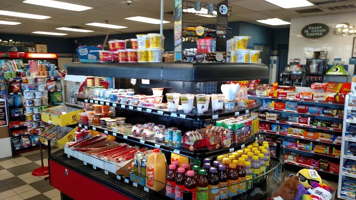 309 Fuel & Convenience Store 1