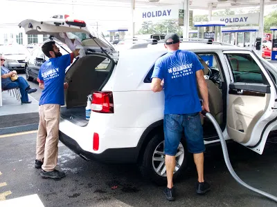 Holiday Car Wash 7