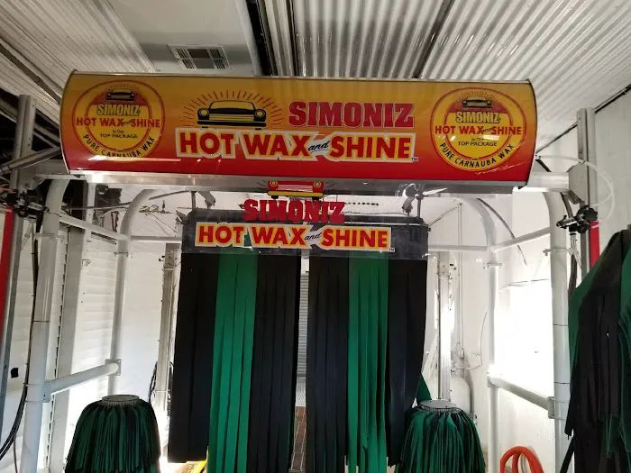 Little Ducky's Car Wash LLC 5