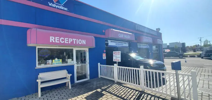 Squeeky Kleen Car Wash 1
