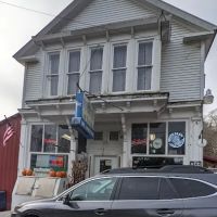Bob’s Country Store