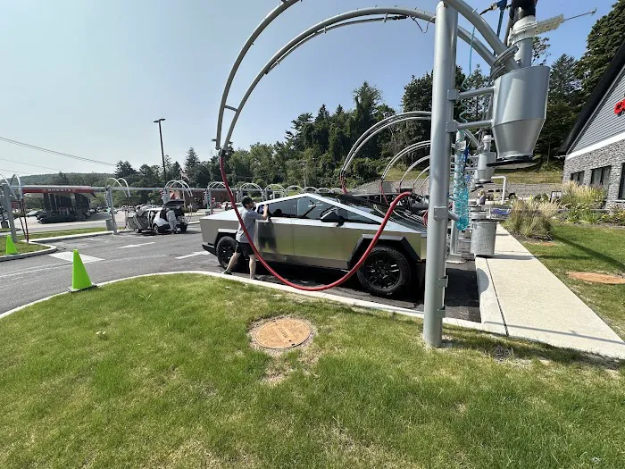 Orloski's Car Wash 4