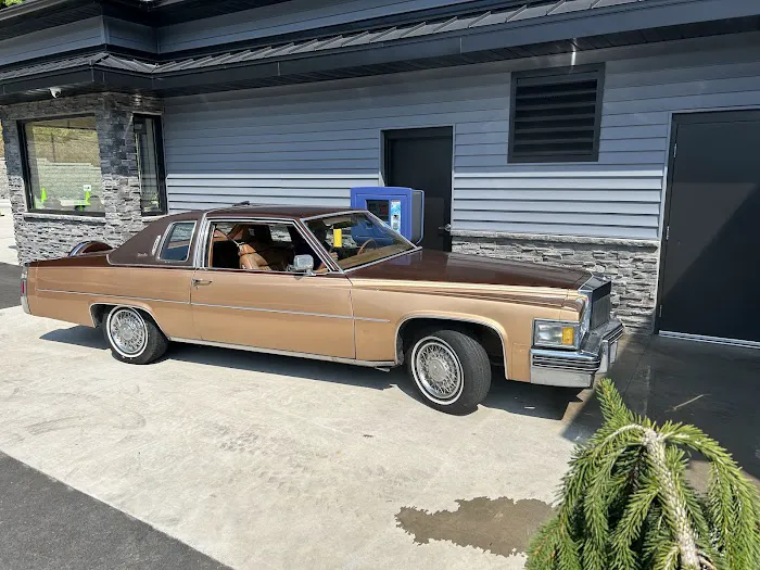 Orloski's Car Wash 8