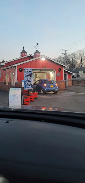 Bubble Barn Car Wash 0