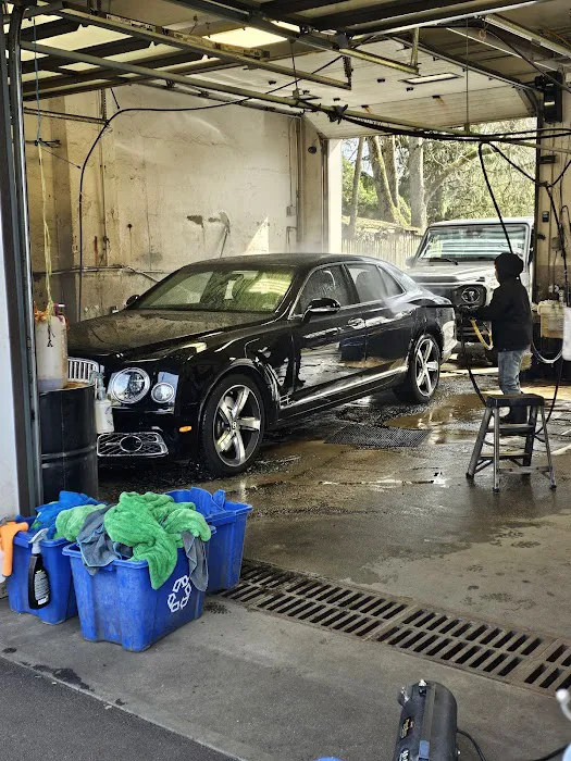 Ho-Ho-Kus Hand Car Wash 9