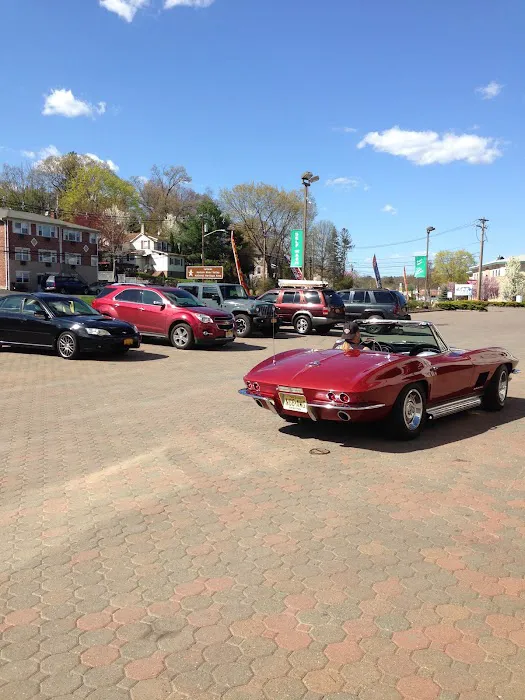 Pearl Mont Car Wash 8
