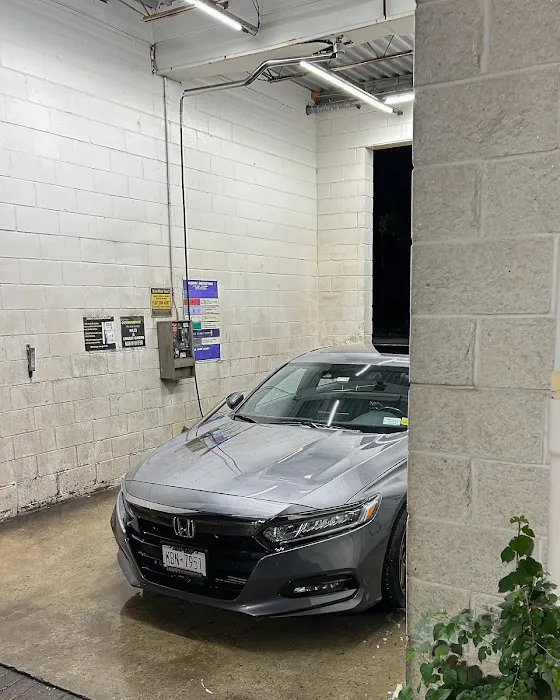 Pearl Mont Car Wash 4