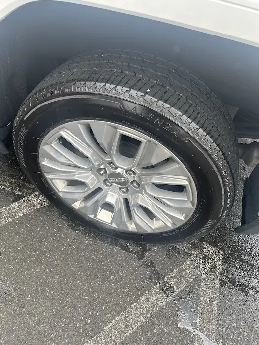 Big Sammy's Car Wash 6