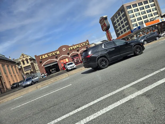 Spring Garden Wash & Lube Inc 2