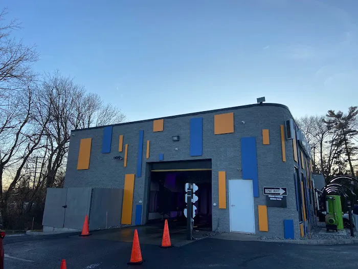 Sud's Factory Car Wash 2