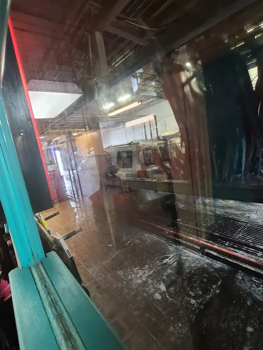 Queen Ann Car Wash 1