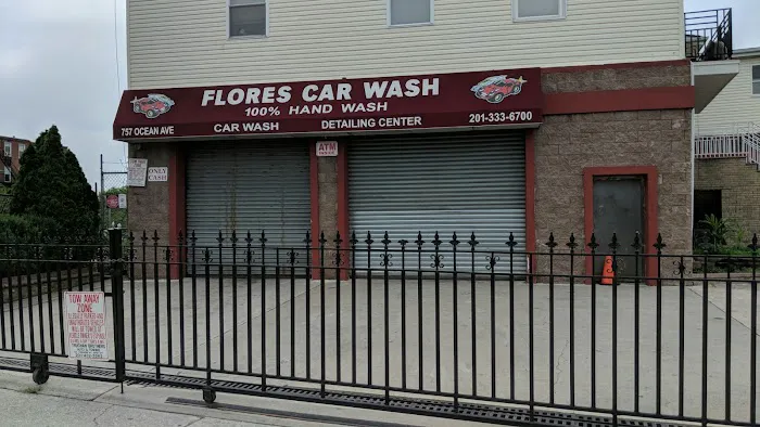 Flores Hand Car Wash 4