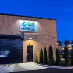 Go Green 'N' Clean Car Wash 1