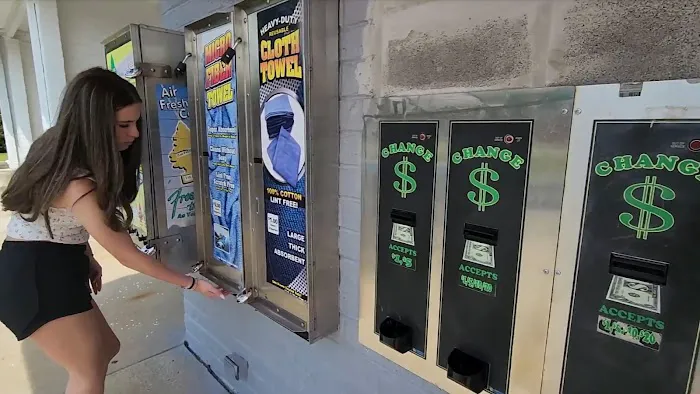 CAR WASH 7