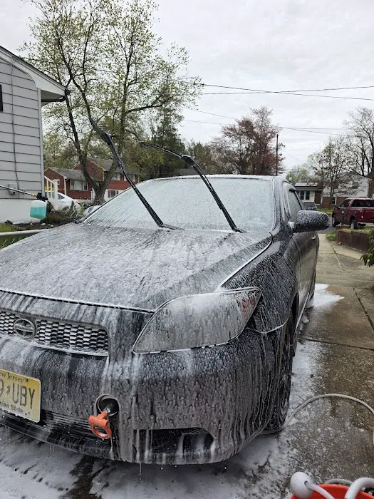 Car wash and detailing at home 3