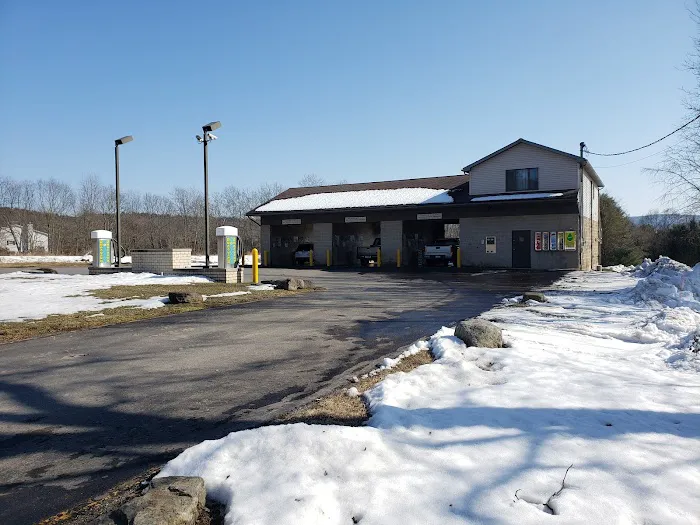 Huntington Mills Country View Carwash 0