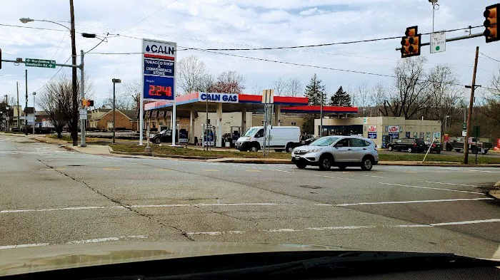 Caln Gas and Smoke Shop 3