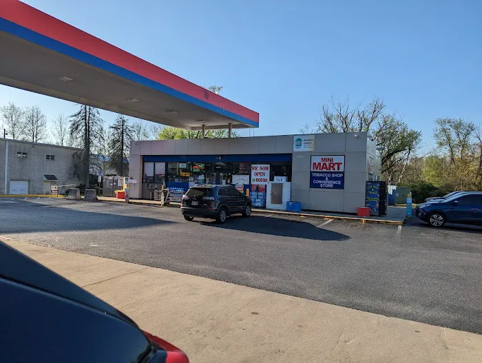 Caln Gas and Smoke Shop 1