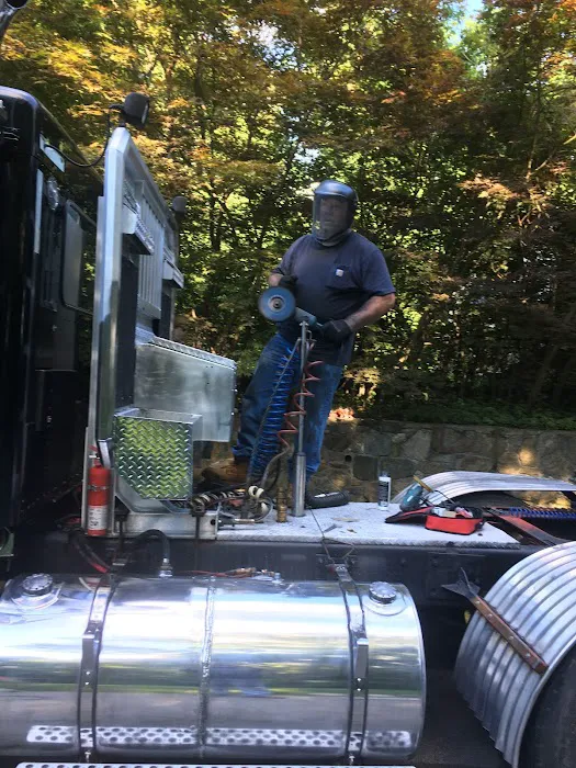 Make It Shine Auto Detailing LLC 3