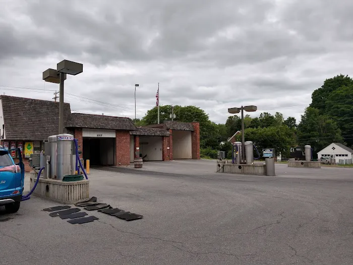 Purple Parlor Car Wash 6