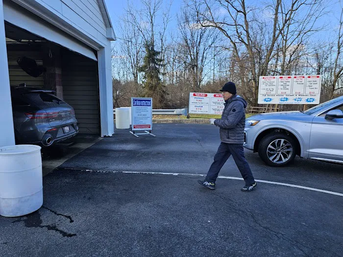 Pit Stop Car Wash 7