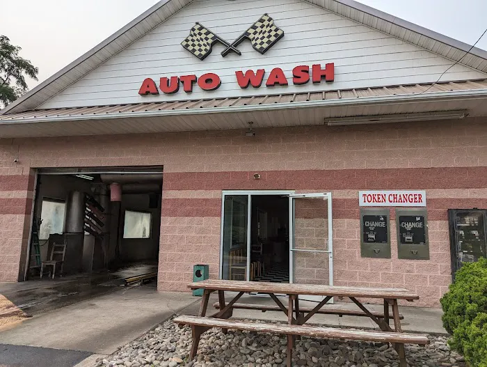 Pit Stop Car Wash 4