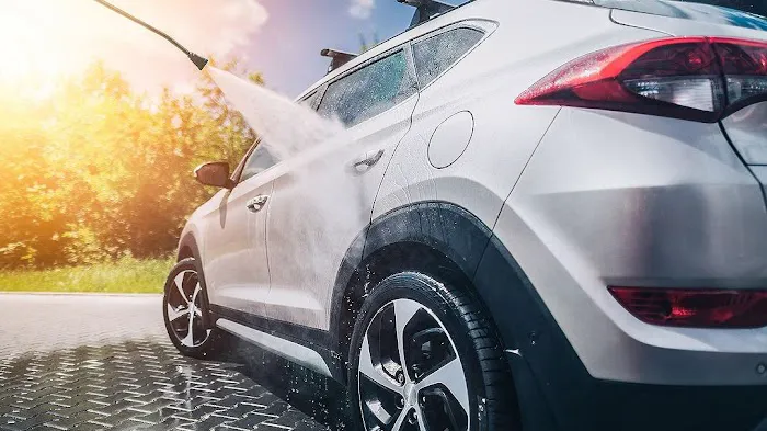 Pit Stop Car Wash 6