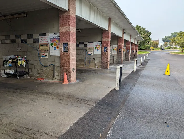 Pit Stop Car Wash 5