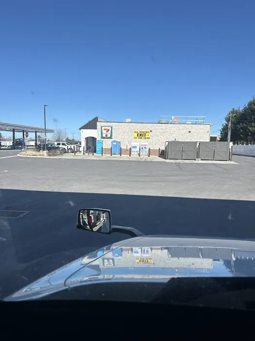 7-Eleven 2