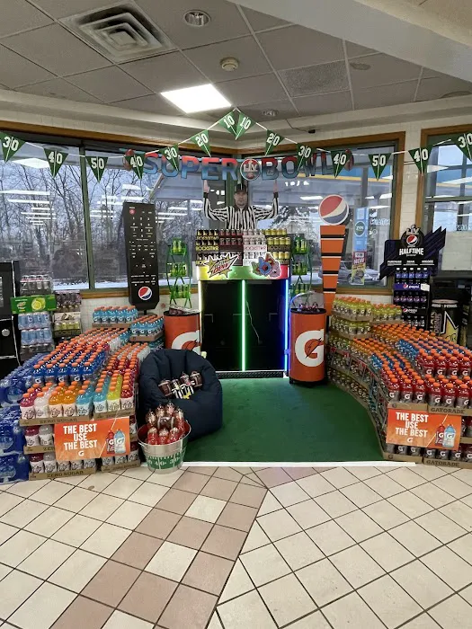 Nelly Travel Plaza - Gas & Store with Deli (Autos) 9