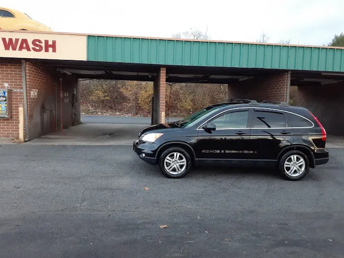 Eleventh Street Car Wash 3