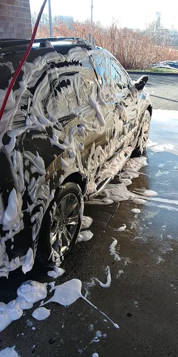 Eleventh Street Car Wash 9