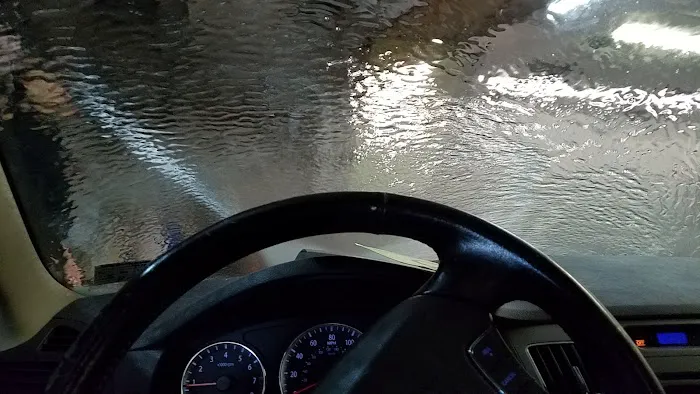 Hand Car Wash 5