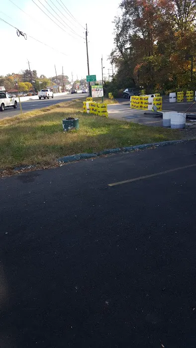 Deep Shine Car Wash Multi Service Center 6
