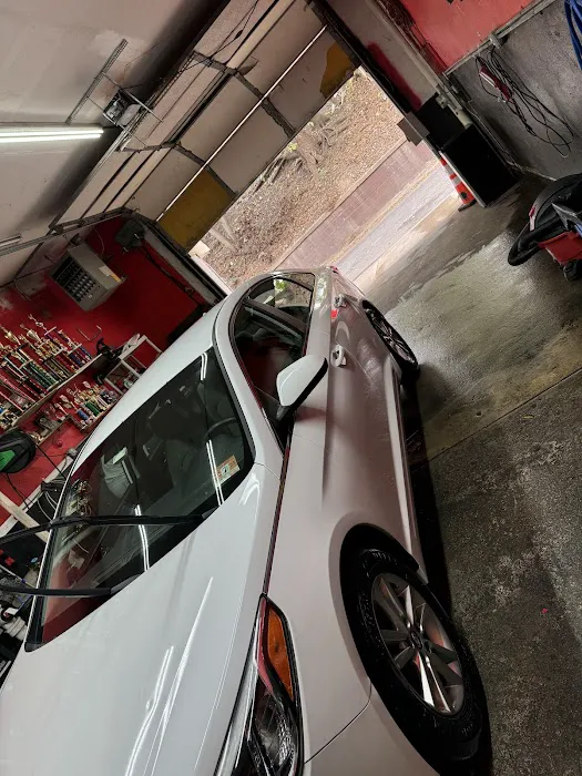 Hand Car Wash & Detailing 7