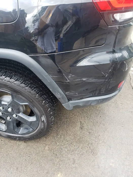 Reddboy's Hand Wash & Auto Detailing 2