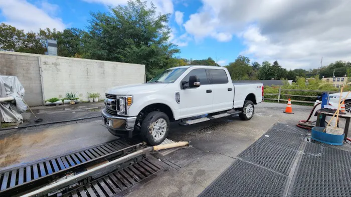 Clifton Heights Car Wash 1