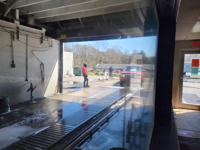 Clifton Heights Car Wash 5