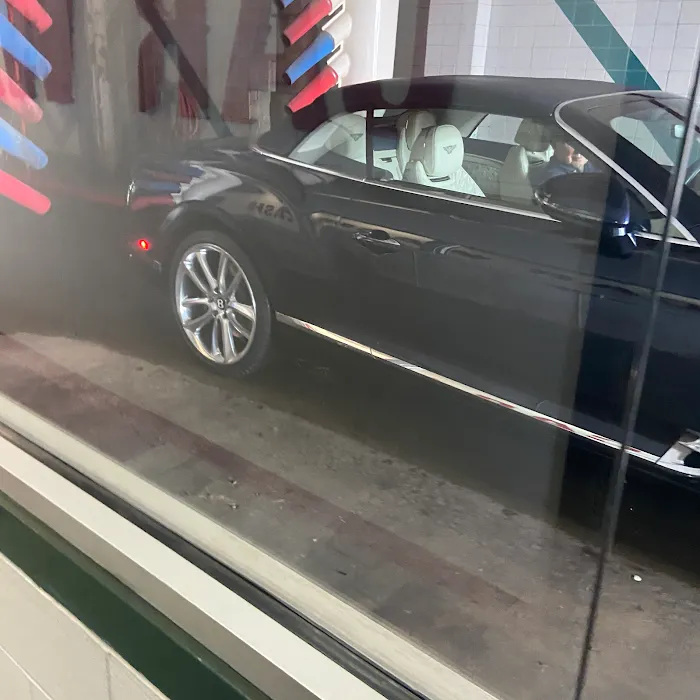 Prestige Car Wash and Oil Change 9