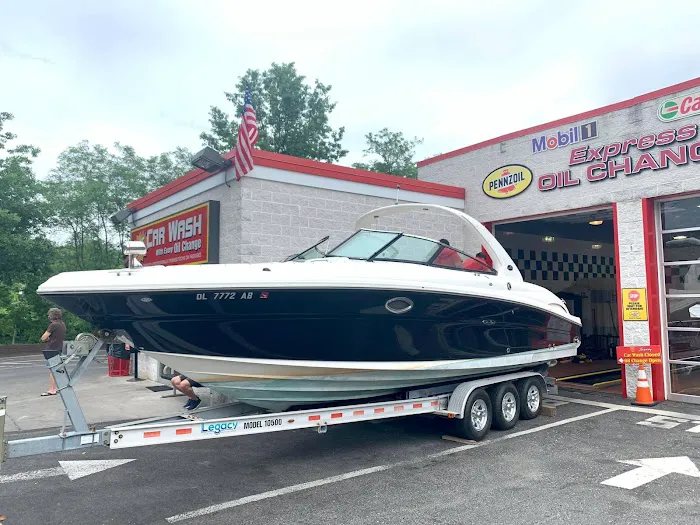 Rockys Wash & Lube 4