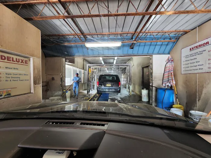 Town & Country Car Wash Inc 2
