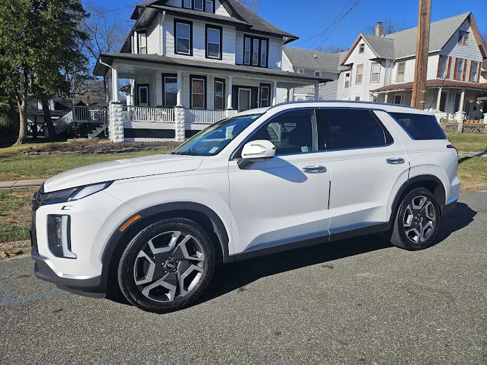 Town & Country Car Wash Inc 4