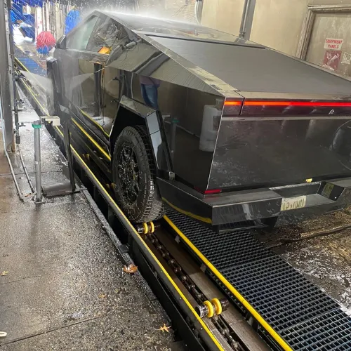 Town & Country Car Wash Inc 8