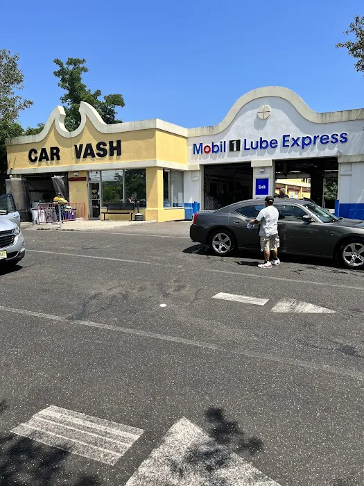 Lacey's Car Wash 6