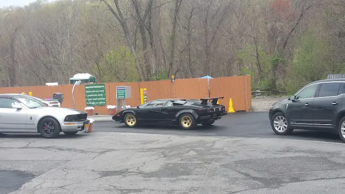 Russell Speeder's Car Wash 6